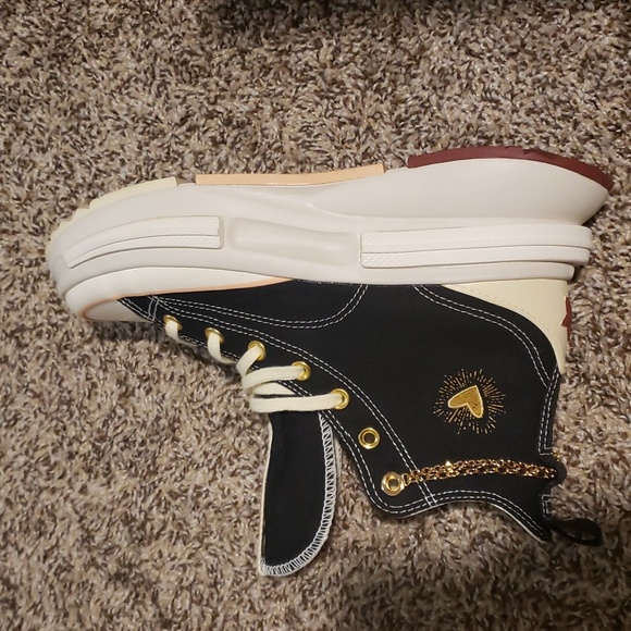 Size 8.5 Women’s - Picture 9 of 9